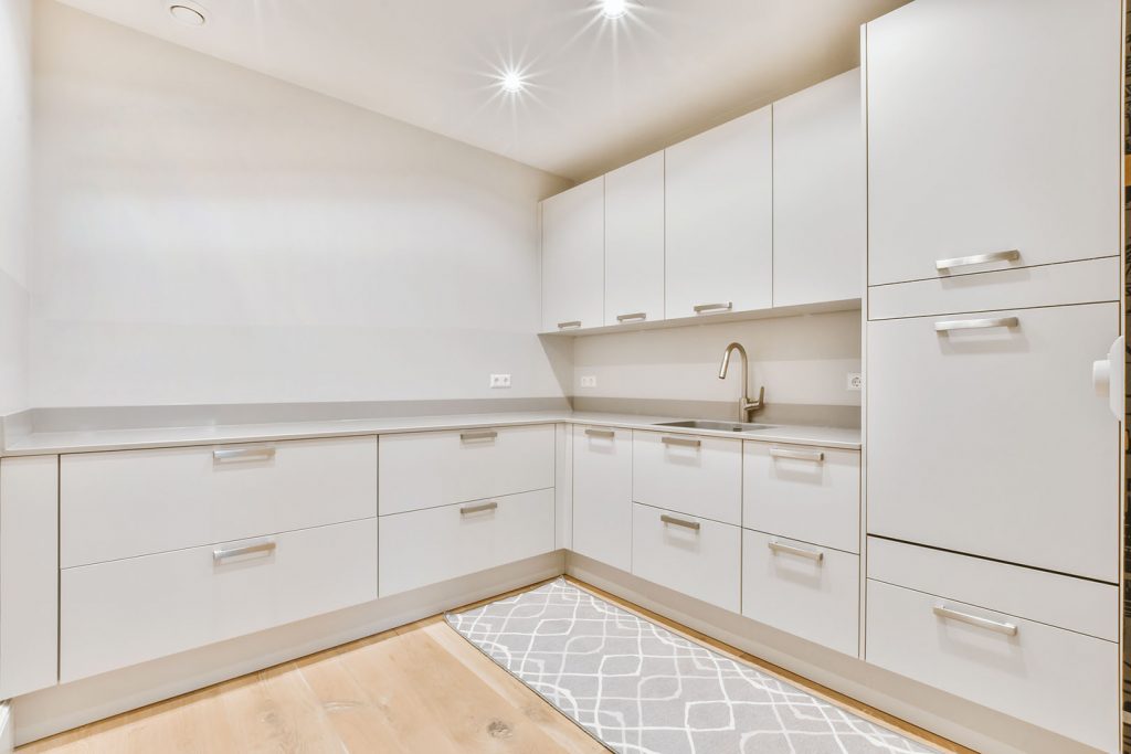 bright-kitchen-with-a-white-kitchen-set-2021-12-09-14-09-15-utc.jpg